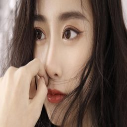 女生裸体软件：真相揭秘、风险与正确认知